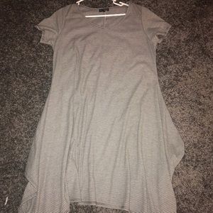 3x dress but fits like a 1x.